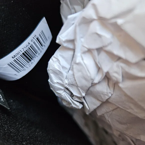 Marc Jacobs The Editor Tote Bag Pebbled Leather Tailored Oversized Cabernet NWT - Picture 13 of 16